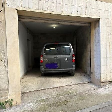 Appartement Centre Ville - Parking Prive - Wifi Nimes Ngoại thất bức ảnh