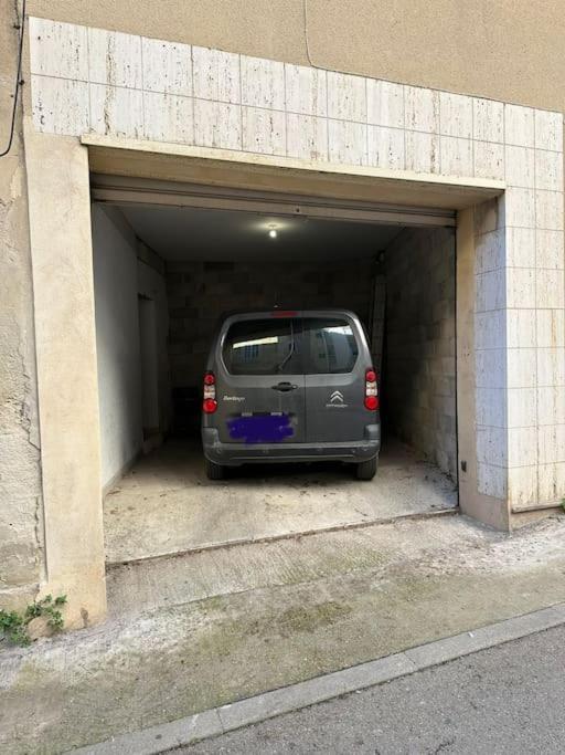 Appartement Centre Ville - Parking Prive - Wifi Nimes Ngoại thất bức ảnh